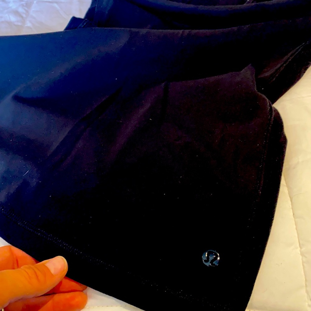 Lululemon black tank top